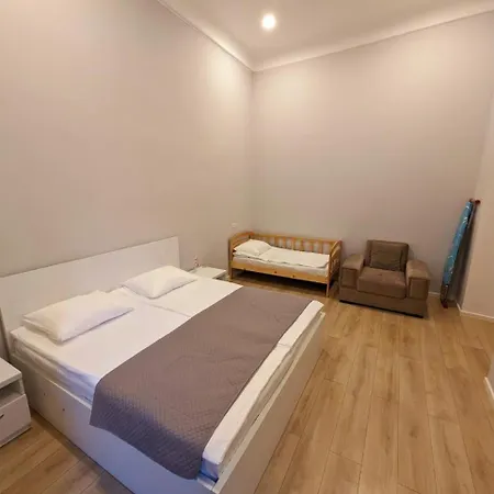 Kita'S Apartments ,,2